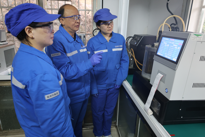 行业首创！公司成功应用基于煤基费托产品 的工业炸药新型原材料
