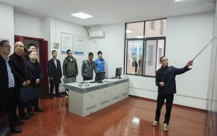 重庆市政法委检查组赴万州分公司开展 平安稳定工作检查